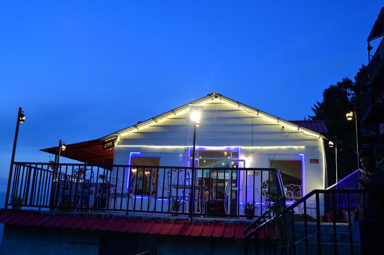 Aamod Resorts Dalhousie ! Luxury Cottage Resort Buitenkant foto