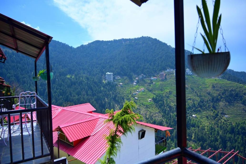 Aamod Resorts Dalhousie ! Luxury Cottage Resort Buitenkant foto