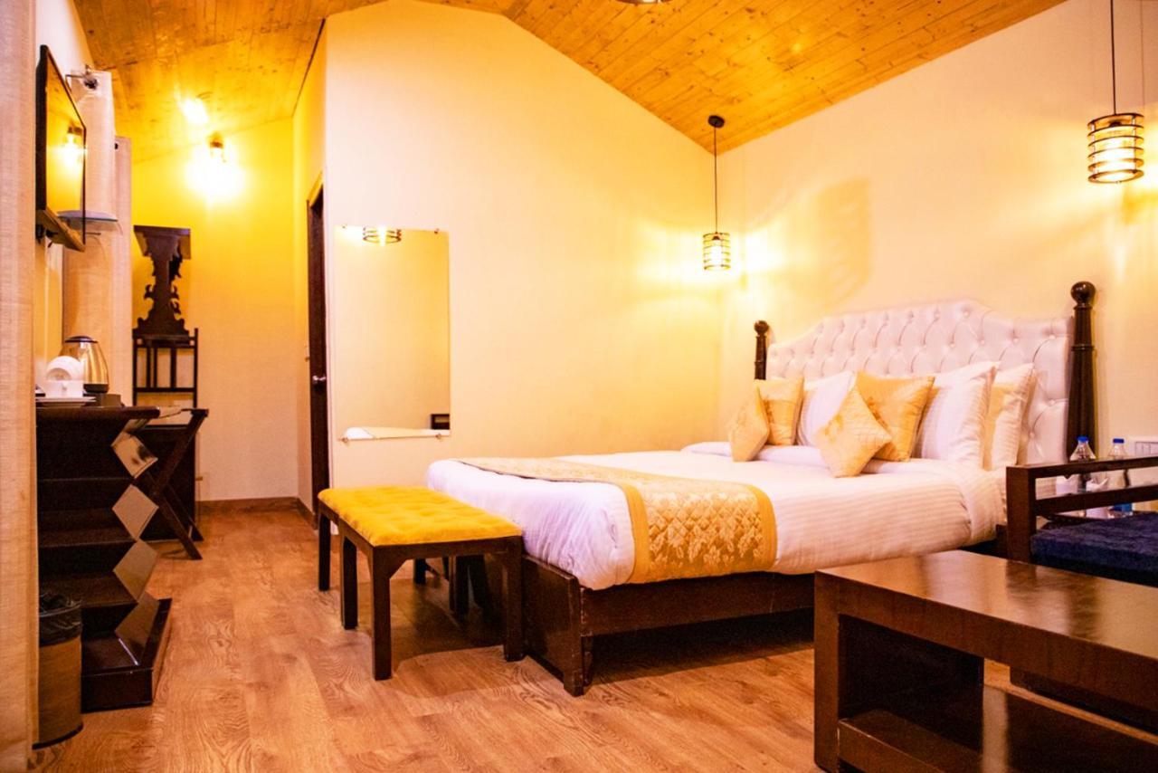 Aamod Resorts Dalhousie ! Luxury Cottage Resort Buitenkant foto