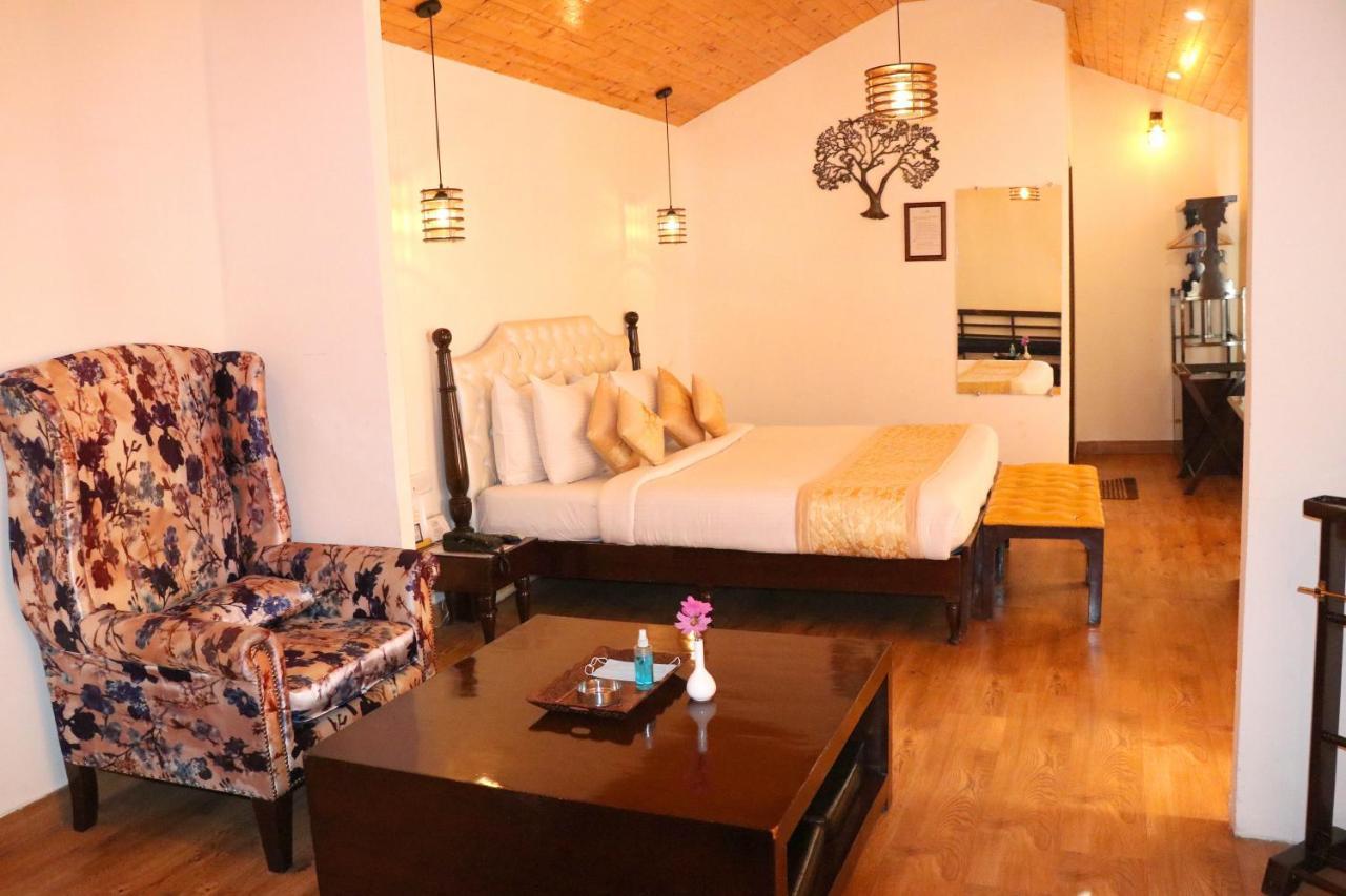 Aamod Resorts Dalhousie ! Luxury Cottage Resort Buitenkant foto